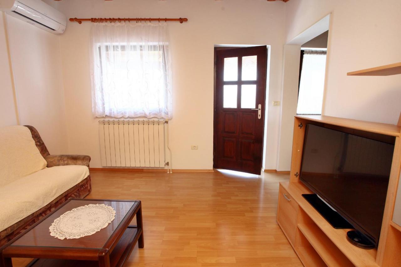 Pleasant Homes Cele ปอร์โตรอซ ภายนอก รูปภาพ